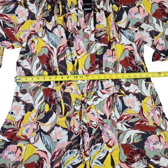 Torrid Sz 4XL Wom Romper Short Sleeve Tropical Floral Print Pockets Spring Break - Picture 7 of 13